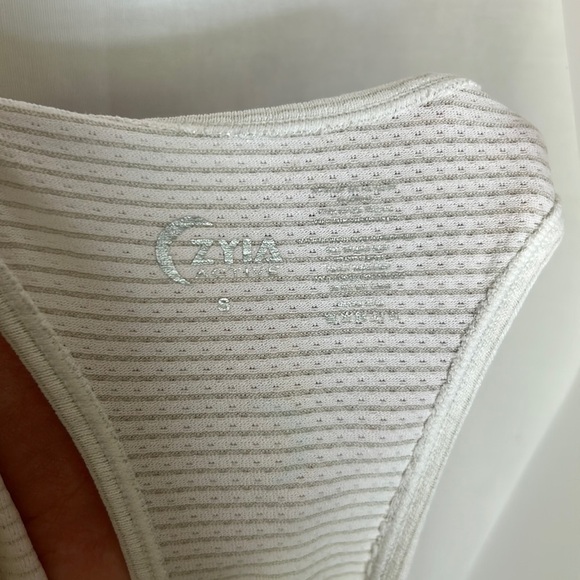 Zyia White Athletic Tank Racerback - Picture 3 of 4
